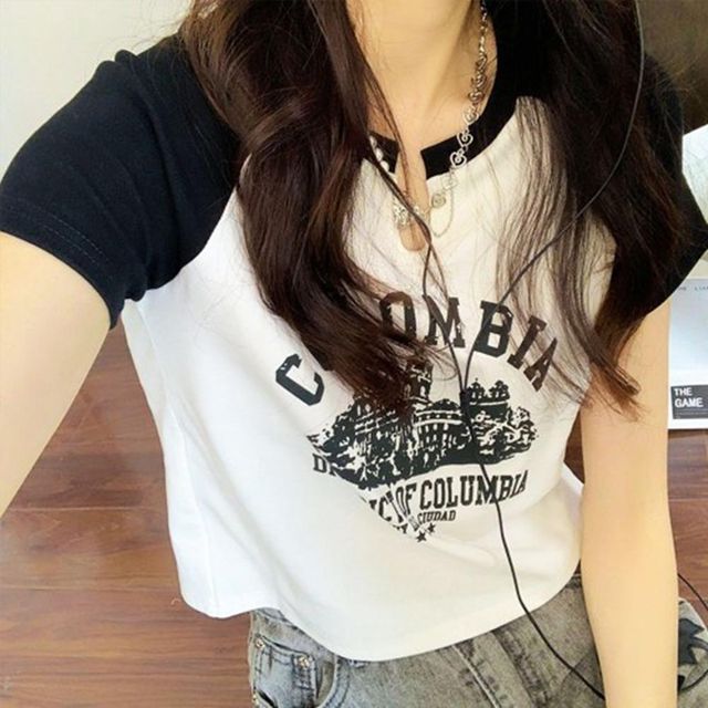크롭 라운드티셔츠 40성 캐쥬얼 코디 30성 여성의류