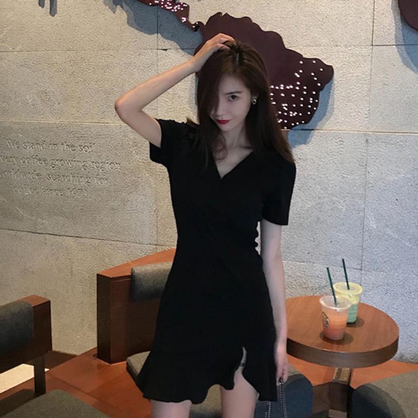 블랙 프릴 언발 트임 미니 원피스 - 섹시한 파티룩