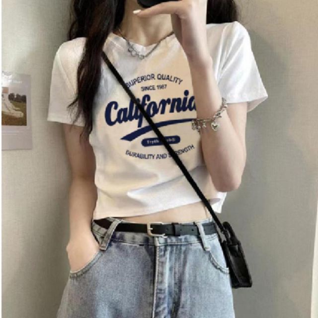 여성 크롭 레터링 티셔츠 스트릿 스타일 반팔 면 상의
