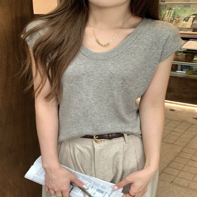 3컬러 여리한 무드 여름 U넥 캡슬리브 반팔 니트티