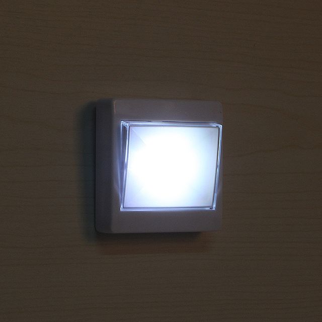 스위치 LED 벽부착등 간편 부착 비상 조명 등