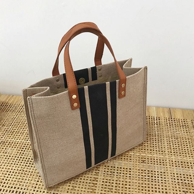 여성 심플 모던 스퀘어 토트 숄더백 데일리 가방 실용적