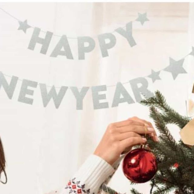 해피뉴이어가랜드고급실버 연말파티용품 HAPPYNEWYEAR