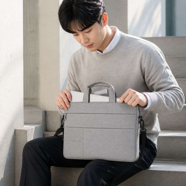 가방 슬림형 핸드백 수납 파우치 서류 직장인 학생 인강용 수납함