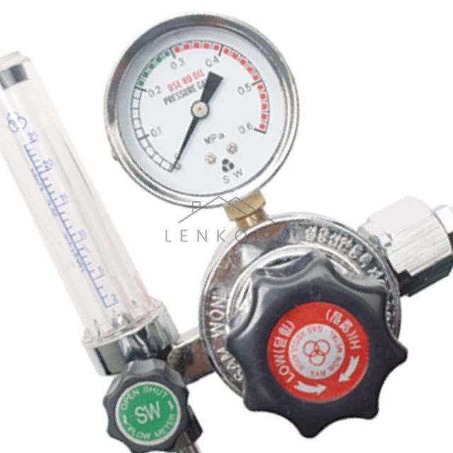 용접토치 용접필수품 CO2조정기/110V/22φ SWR 010