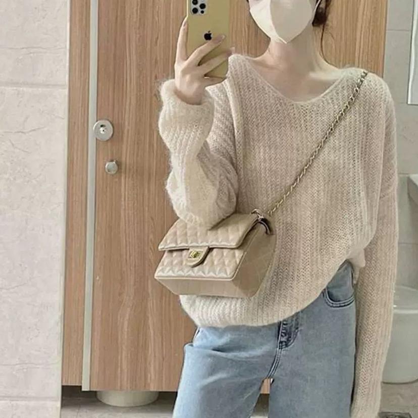 브이넥 플레인 스타일 여성 니트 스웨터 데일리룩