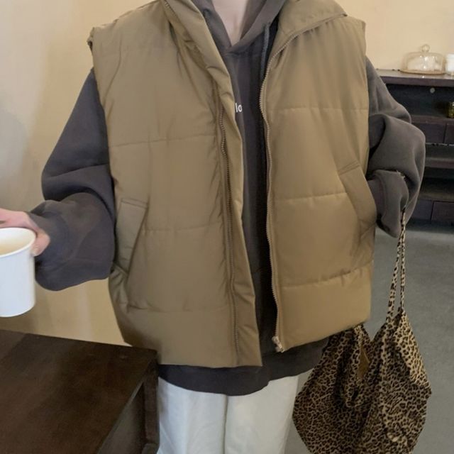 넓은 암홀라인 귀여운 루즈핏 양포켓 하이넥 패딩조끼