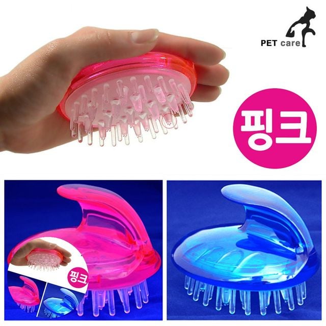 반려동물샴푸 아기강아지샴푸 실리콘돌기 브러쉬 맛사지 샴푸용 핑크 애완용품